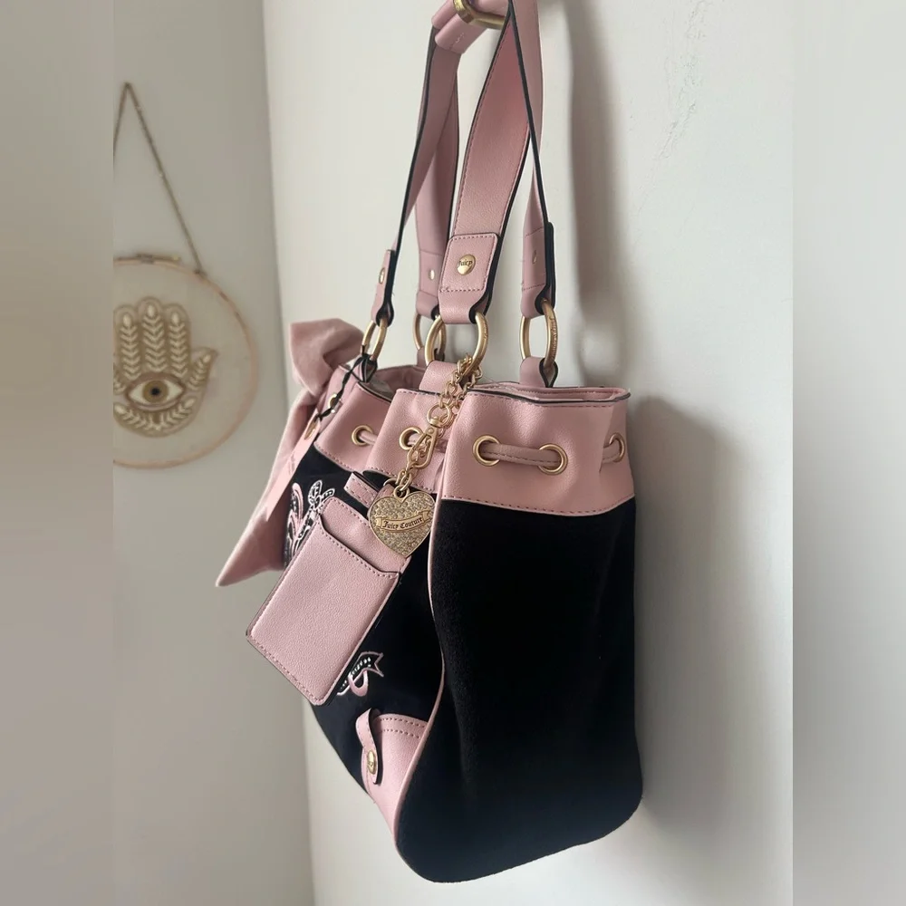 Juicy Couture black pink carriage Daydreamer Tote Bag